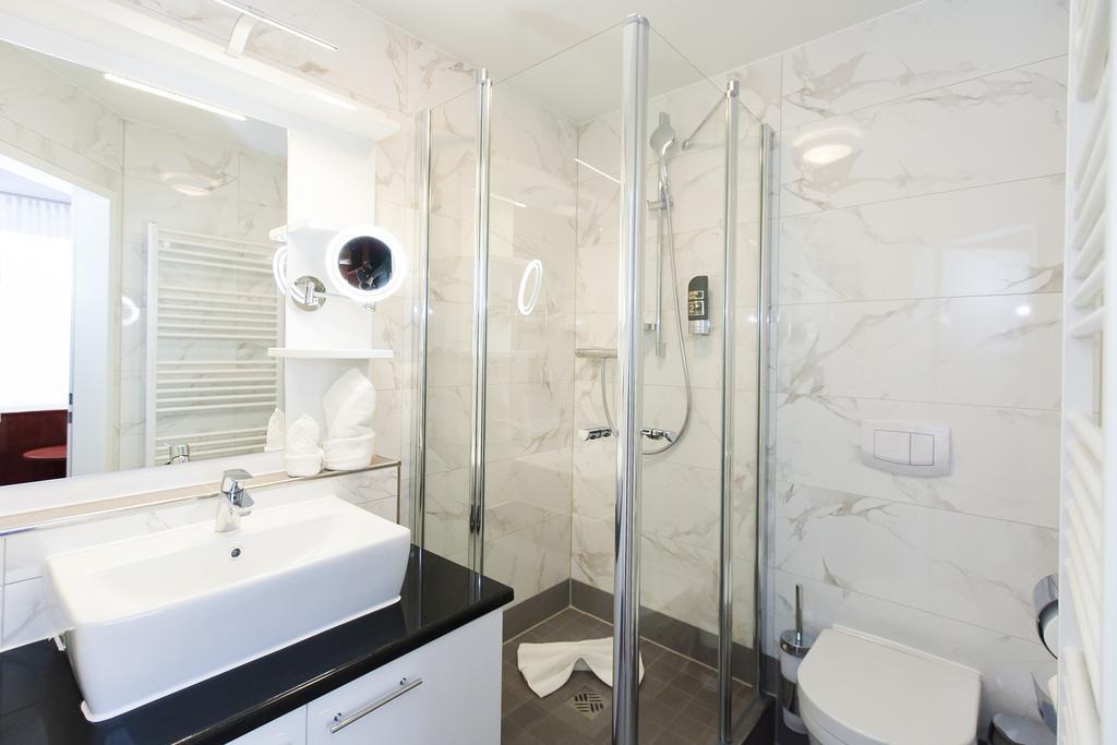 Hotel Am Berliner Platz Langenfeld  Bilik gambar