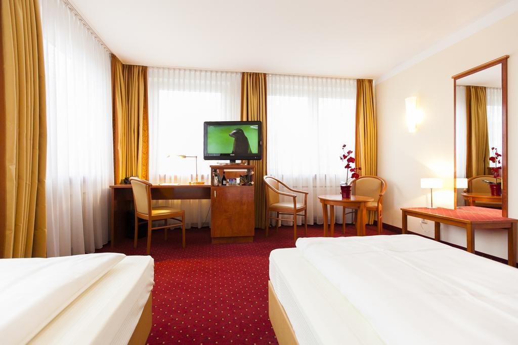 Hotel Am Berliner Platz Langenfeld  Bilik gambar