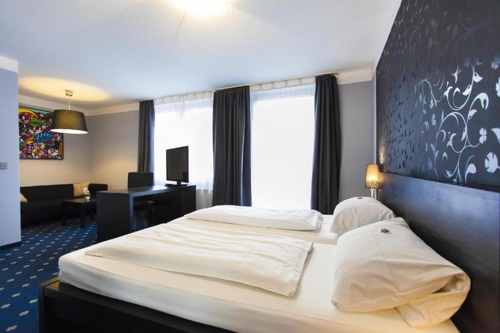 Hotel Am Berliner Platz Langenfeld  Luaran gambar
